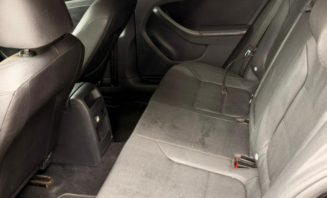 VW - VolksWagen JETTA Comfortline 2.0 T.Flex 8V 4p Tipt. 2012 Flex-4