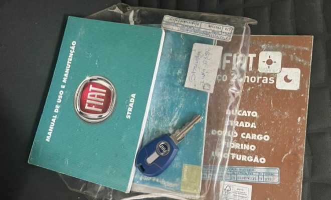 Fiat Strada Adventure 1.8/ 1.8 LOCKER Flex CE 2015 Flex-12