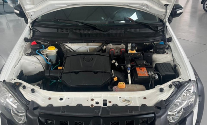 Fiat Strada Adventure 1.8/ 1.8 LOCKER Flex CE 2015 Flex-10