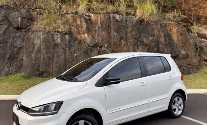 VW - VolksWagen Fox Comfortline 1.6 Flex 8V 5p 2017 Flex-1