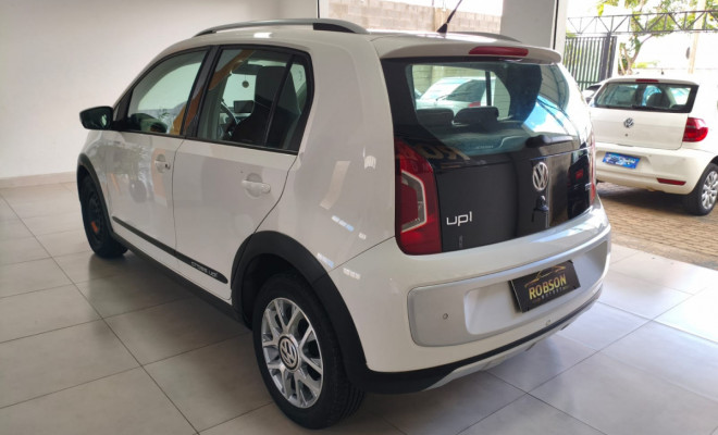 VW - VolksWagen up! cross 1.0 TSI Total Flex 12V 5p 2016 Flex-3