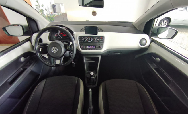 VW - VolksWagen up! cross 1.0 TSI Total Flex 12V 5p 2016 Flex-8