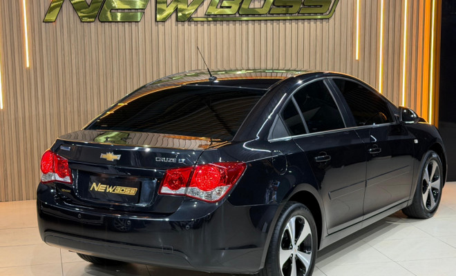 GM - Chevrolet CRUZE LT 1.8 16V FlexPower 4p Aut. 2012 Flex-4