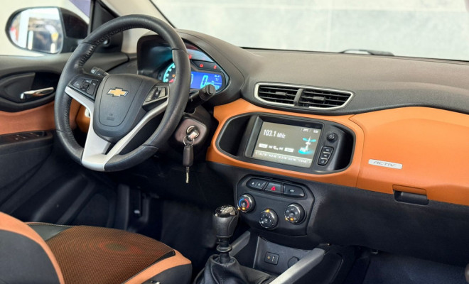 GM - Chevrolet ONIX HATCH ACTIV 1.4 8V Flex 5p Mec. 2018 Flex-4