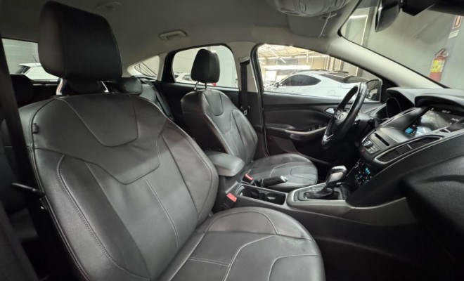 Ford Focus 2.0 16V/SE/SE Plus Flex 5p Aut. 2017 Flex-6