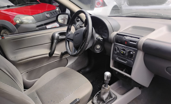 GM - Chevrolet Classic Life/LS 1.0 VHC FlexP. 4p 2011 Flex-2