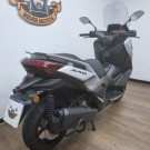YAMAHA XMAX 250 CONNECTED  2025 Gasolina-11