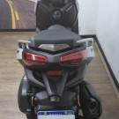 YAMAHA XMAX 250 CONNECTED  2025 Gasolina-10