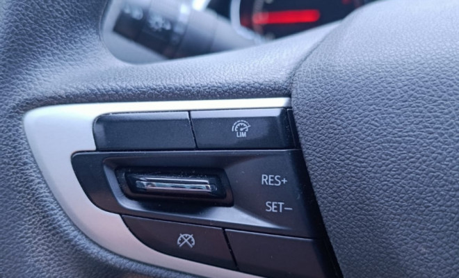 GM - Chevrolet ONIX SEDAN Plus LTZ 1.0 12V TB Flex Mec. 2023 Flex-16