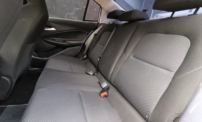 GM - Chevrolet ONIX SEDAN Plus LTZ 1.0 12V TB Flex Mec. 2023 Flex-9