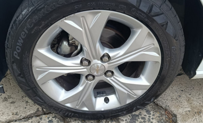 GM - Chevrolet ONIX SEDAN Plus LTZ 1.0 12V TB Flex Mec. 2023 Flex-17