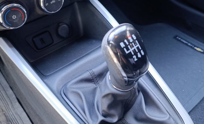 GM - Chevrolet ONIX SEDAN Plus LTZ 1.0 12V TB Flex Mec. 2023 Flex-11