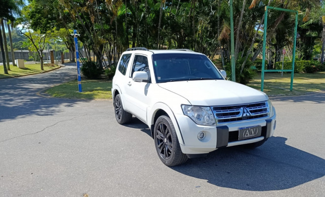 Mitsubishi Pajero HPE Full 3.2 4x4 T.I.Dies.3p Aut. 2011 Diesel-0