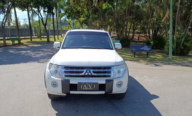 Mitsubishi Pajero HPE Full 3.2 4x4 T.I.Dies.3p Aut. 2011 Diesel-1