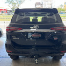 Toyota Hilux SW4 SRX 4x4 2.8 TDI 16V Dies. Aut. 2022 Diesel-1