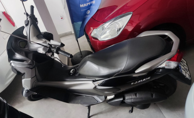 YAMAHA NMAX 160 2018 Gasolina-2