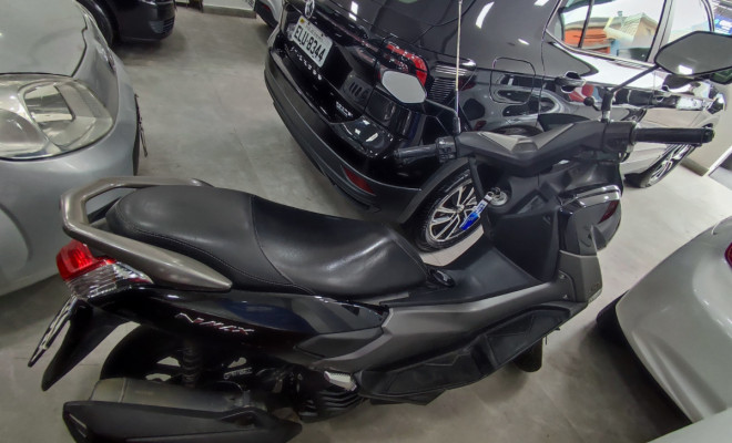 YAMAHA NMAX 160 2018 Gasolina-7