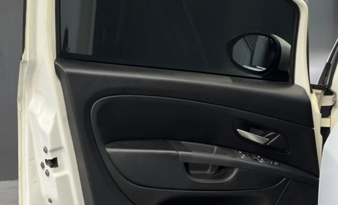 Fiat Punto T-JET 1.4 16V Turbo 5p 2010 Flex-15