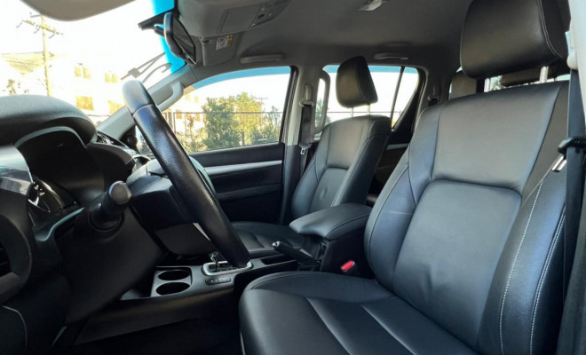 Toyota Hilux CD SRV 4x4 2.8 TDI Diesel Aut. 2024 Diesel-9