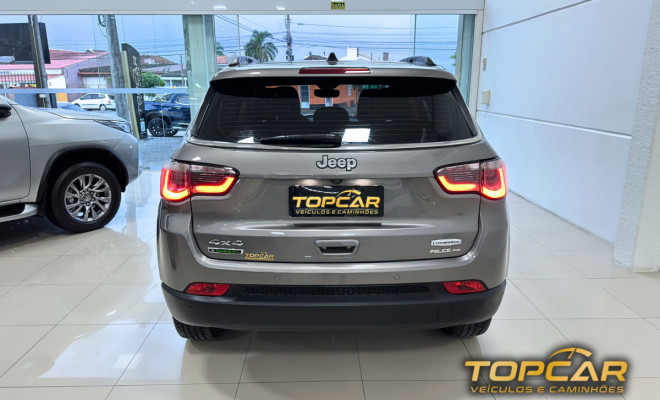 Jeep COMPASS LONGITUDE 2.0 4x4 Dies. 16V Aut. 2018 Flex-3