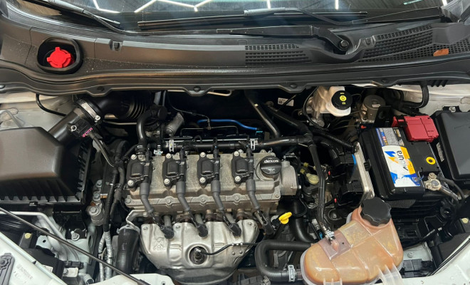 GM - Chevrolet ONIX HATCH LT 1.0 8V FlexPower 5p Mec. 2018 Flex-10