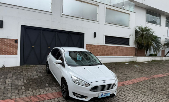 Ford Focus TITANIUM 2.0 5p Aut. 2016 Flex-1