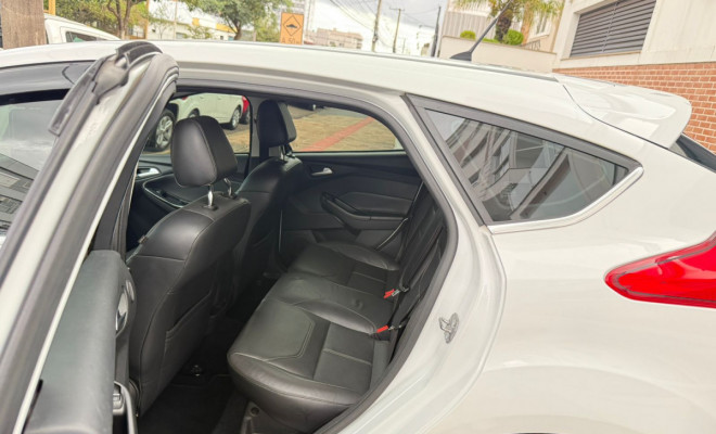 Ford Focus TITANIUM 2.0 5p Aut. 2016 Flex-7