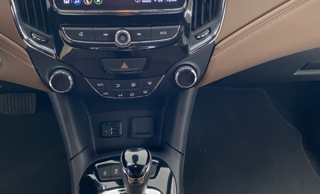 GM - CRUZE Premier 2 1.4 Aut 2020-13