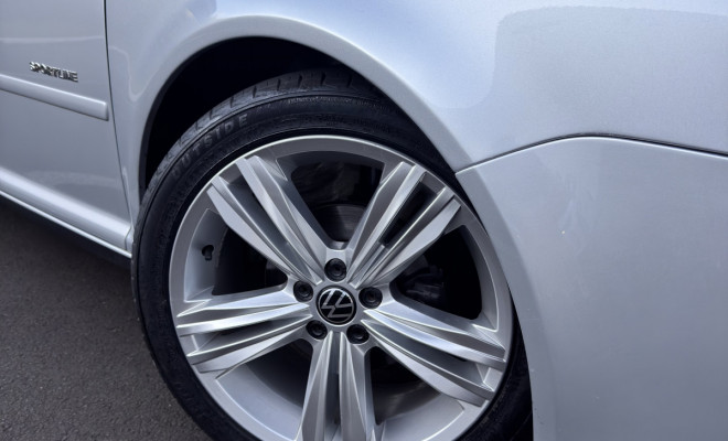 VW - VolksWagen Golf Sportline 1.6 Mi Total Flex 8V 4p 2010 Flex-1