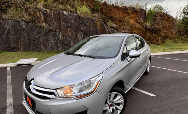 Citroën C4 LOUNGE Exclusive 1.6 Turbo 4p Aut. 2014 Flex-2