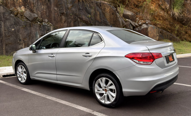 Citroën C4 LOUNGE Exclusive 1.6 Turbo 4p Aut. 2014 Flex-4