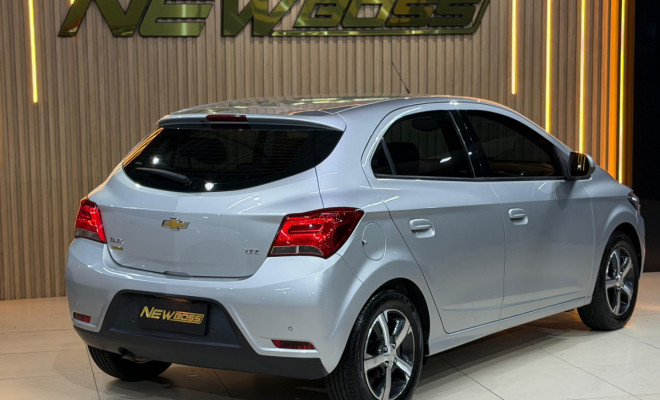 GM - Chevrolet ONIX HATCH LTZ 1.4 8V FlexPower 5p Aut. 2019 Flex-4