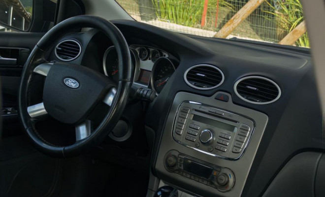 Ford Focus 2.0 16V/SE/SE Plus Flex 5p Aut. 2013 Flex-5