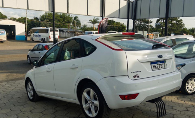 Ford Focus 2.0 16V/SE/SE Plus Flex 5p Aut. 2013 Flex-3