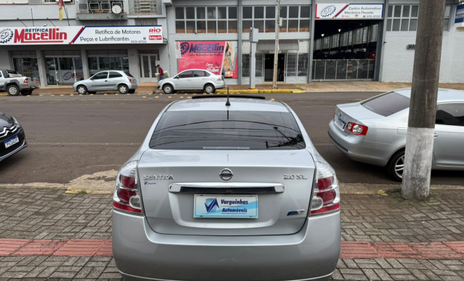 Nissan Sentra SL 2.0/ 2.0 Flex Fuel 16V Aut. 2012 Flex-4