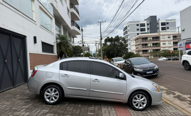 Nissan Sentra SL 2.0/ 2.0 Flex Fuel 16V Aut. 2012 Flex-2