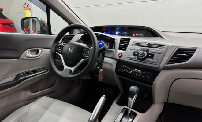Honda Civic Sed. LXL/ LXL SE 1.8 Flex 16V Aut. 2013 Flex-9