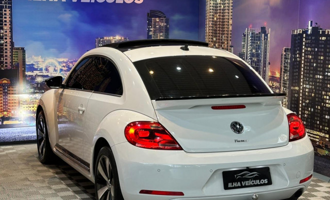 VW - VolksWagen Fusca 2.0 TSI 16V Aut. 2014 Gasolina-15