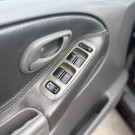 GM - Chevrolet TRACKER 2.0 16v 128cv MPFI 4x4 5p 2009 Gasolina-11