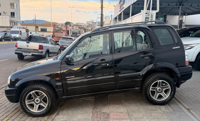 GM - Chevrolet TRACKER 2.0 16v 128cv MPFI 4x4 5p 2009 Gasolina-2