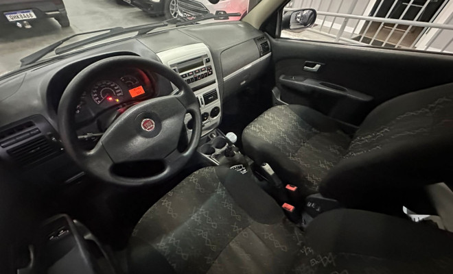 Fiat Strada Trekking 1.4 mpi Fire Flex 8V CE 2010 Flex-6
