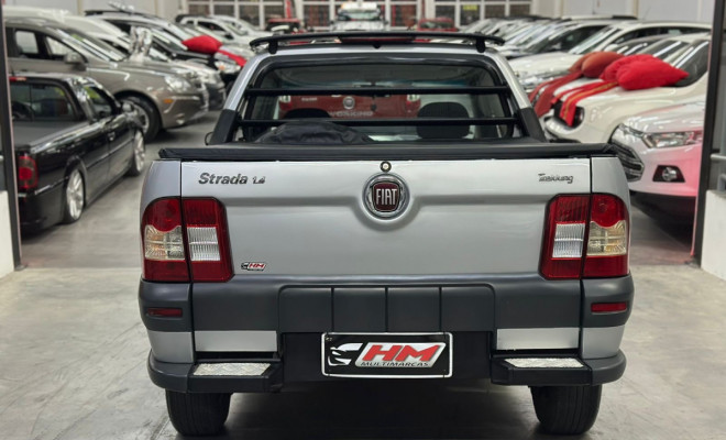 Fiat Strada Trekking 1.4 mpi Fire Flex 8V CE 2010 Flex-12