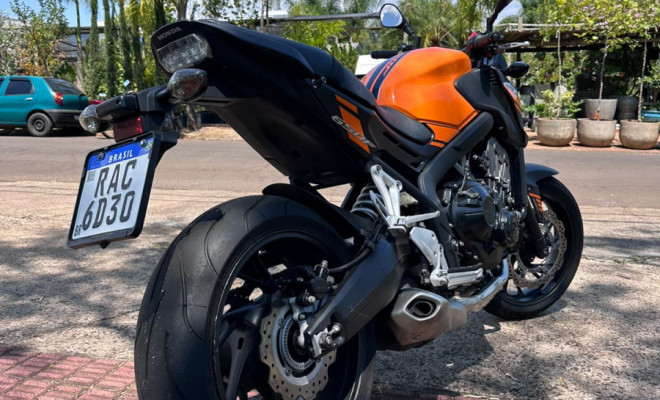 HONDA CB 650F 2019 Gasolina-3