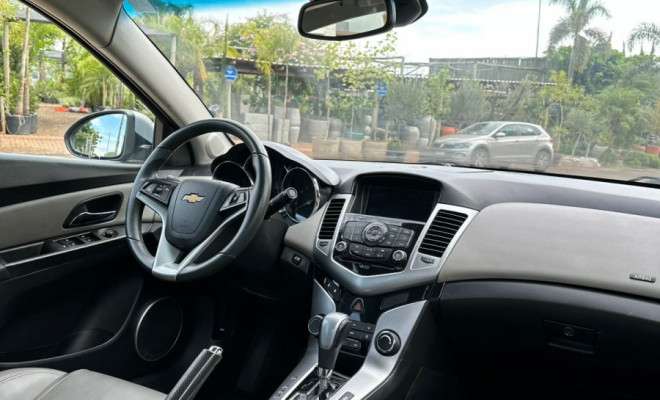 GM - Chevrolet CRUZE LTZ 1.8 16V FlexPower 4p Aut. 2013 Flex-7