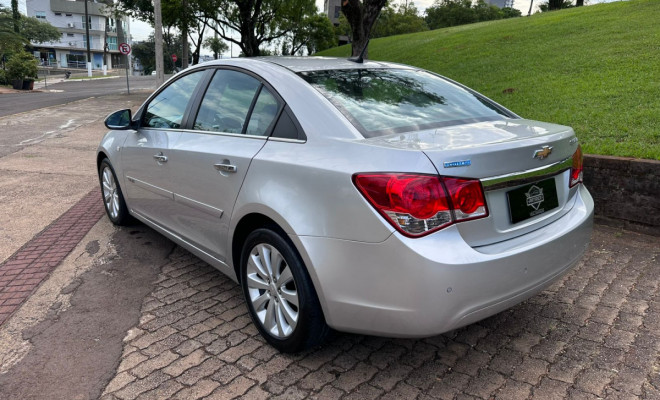 GM - Chevrolet CRUZE LTZ 1.8 16V FlexPower 4p Aut. 2013 Flex-3