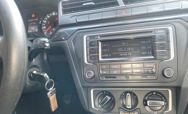 VW - VolksWagen Saveiro Trendline 1.6 T.Flex 8V 2020 Flex-6