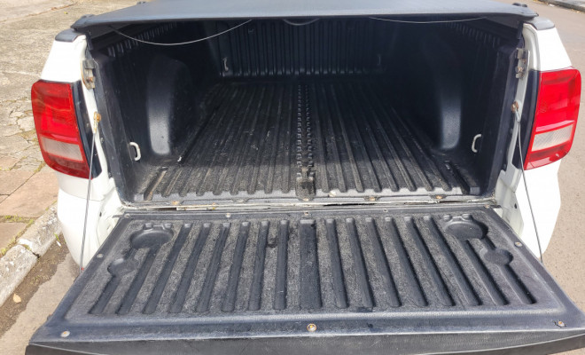 VW - VolksWagen Saveiro Trendline 1.6 T.Flex 8V 2020 Flex-13