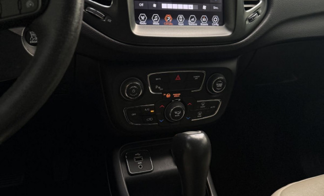 Jeep COMPASS LONGITUDE 2.0 4x2 Flex 16V Aut. 2018 Flex-9