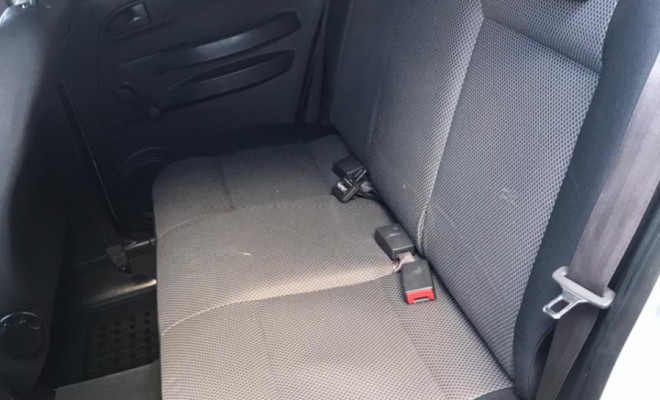 VW - VolksWagen Fox Plus 1.0Mi/ 1.0Mi Total Flex 8V 4p 2005 Flex-8