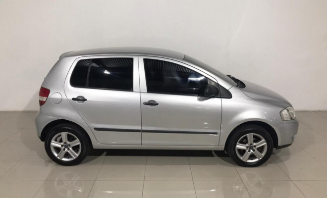 VW - VolksWagen Fox Plus 1.0Mi/ 1.0Mi Total Flex 8V 4p 2005 Flex-5